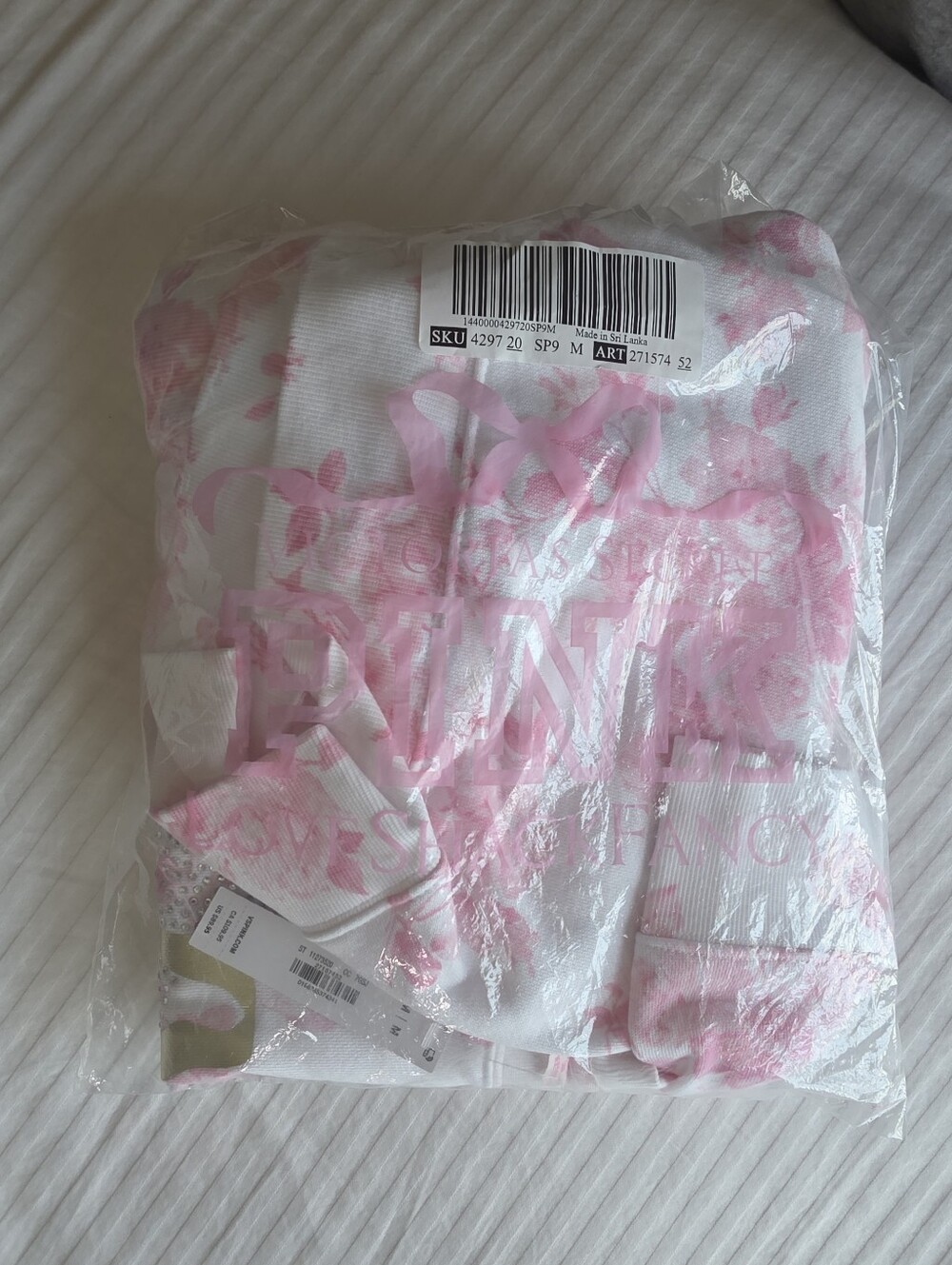 Pink × Love Shack Fancy Crew Sweatshirt Medium Size New With Tags Limited Editio - Picture 5 of 5